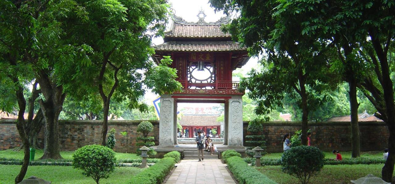 Hanoi Holiday Hotel Exteriör bild